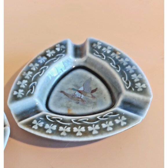 Vintage Irish Porcelain Made in Ireland by Wade Ashtrays (Set of 2) - Picture 4 of 9